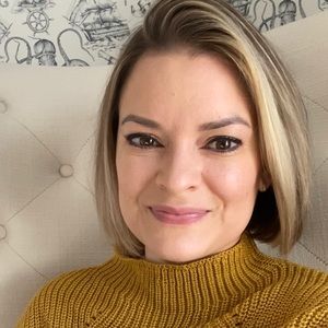 Meet your Posher, Natasha